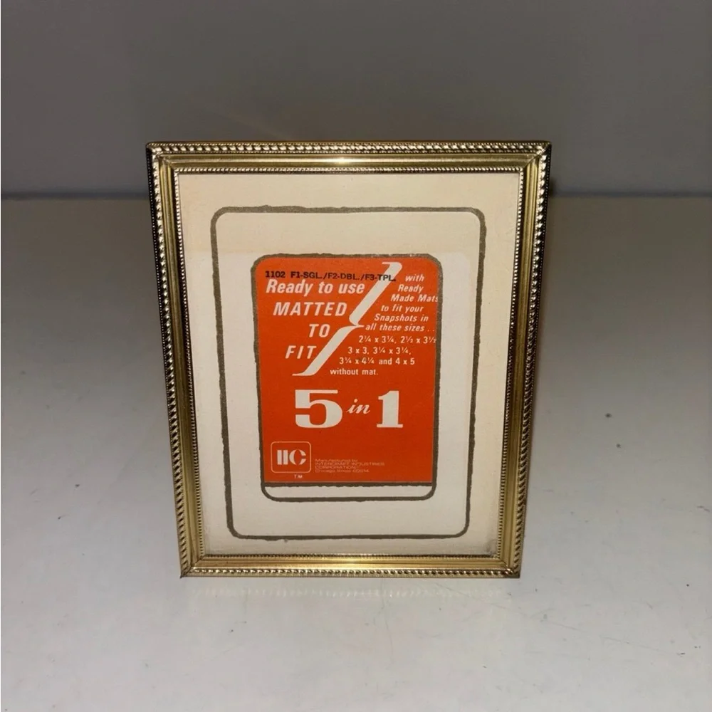 Homecrest 5 in 1 Photo Frame, Multi Mattes, Vintage Photography Frame